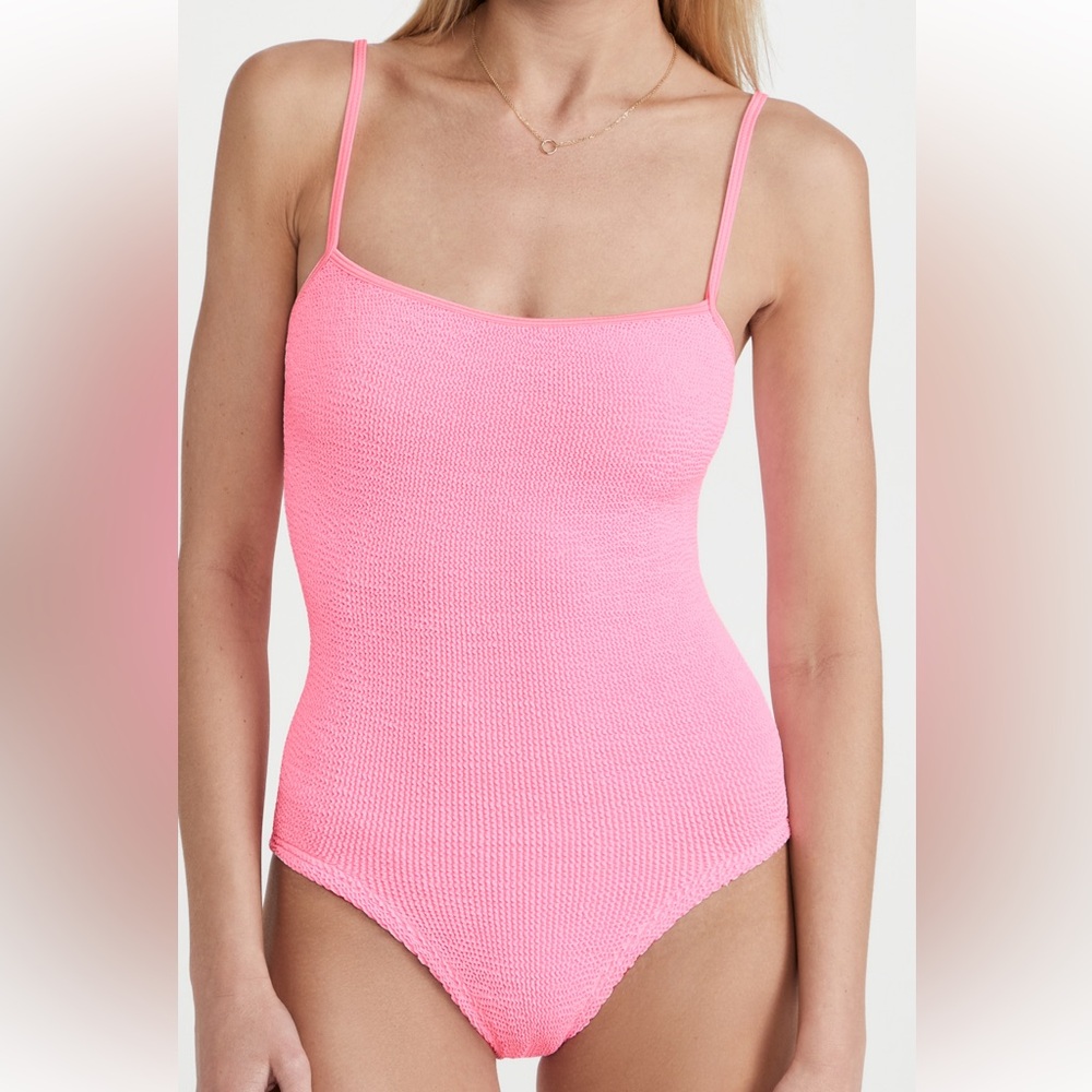 💗 HUNZA G Pamela One Piece Swimsuit. pink. one size fits all.